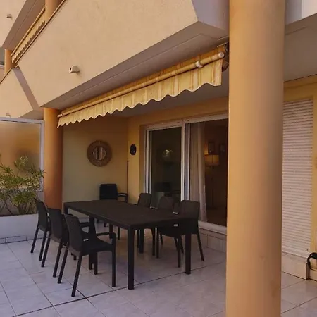 Large With A 35 M Terrace *